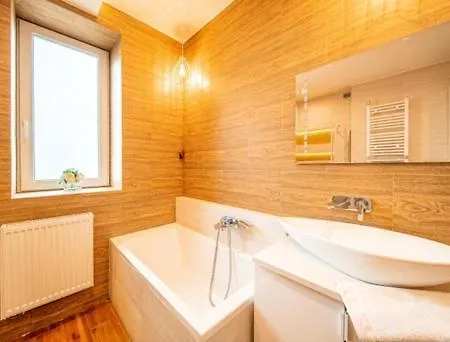 Apartament Szymanowskiego *